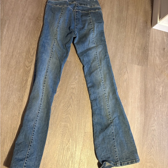 Garage Denim Classic Blue Women’s Flared Jeans - Picture 3 of 5